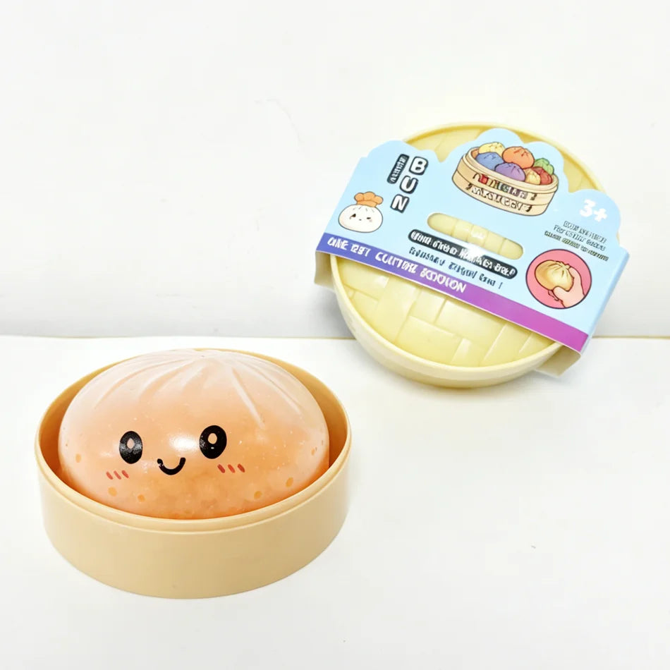 Dumpling with Bamboo Steamer